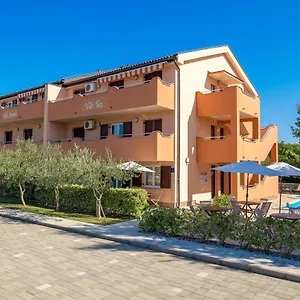 Apartament Romana And Tea, Šilo