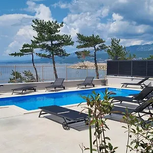 Punta - Luxury With Pool Penzion